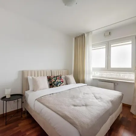 Okopowa Joyful Apartment Warsaw Exterior photo